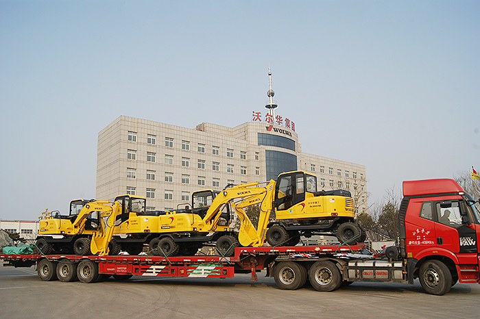 沃爾華集團5臺挖掘機順利出口泰國