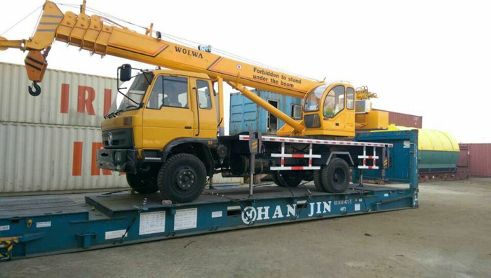 沃爾華集團12噸汽車起重機順利出口泰國