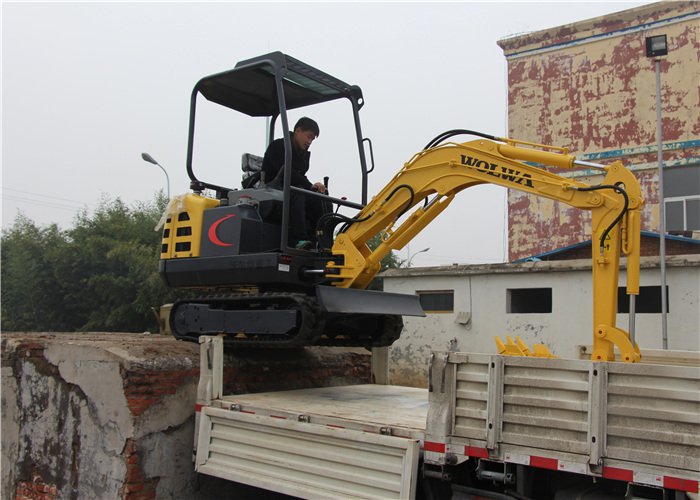 沃爾華小型挖掘機助推國家新農村建設