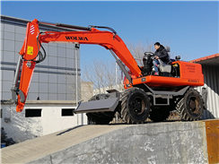 沃爾華集團(tuán)2臺濕地型輪式挖掘機(jī)順利出口菲律賓